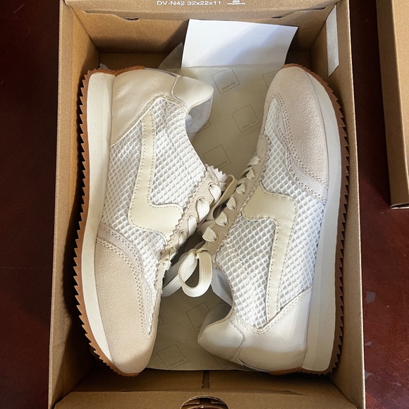 B.NTCD MESH SNEAKERS DOLCE VITA - Picture 2 of 5